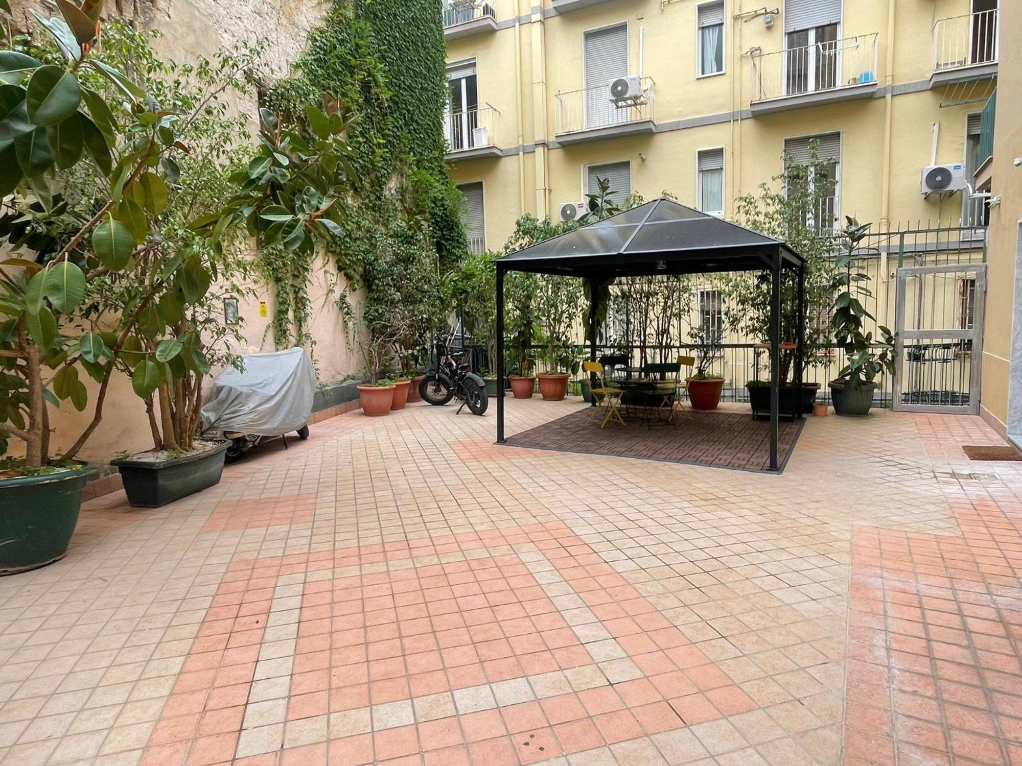 La Casa Di Ily Hotel Naples Exterior photo